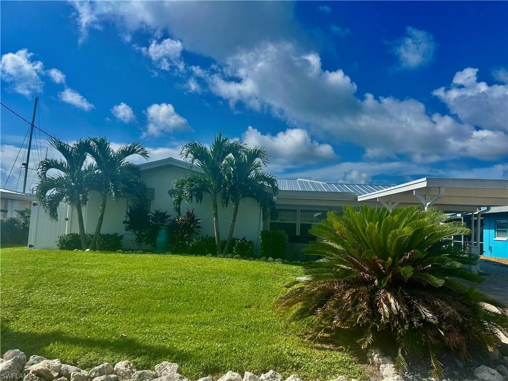 3681 Ruby AVE, ST. JAMES CITY, FL 33956 — photo 2