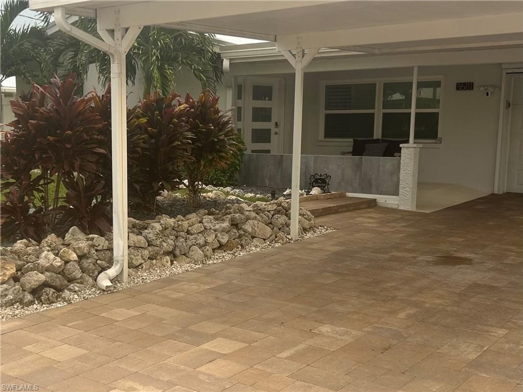3681 Ruby AVE, ST. JAMES CITY, FL 33956 — photo 3