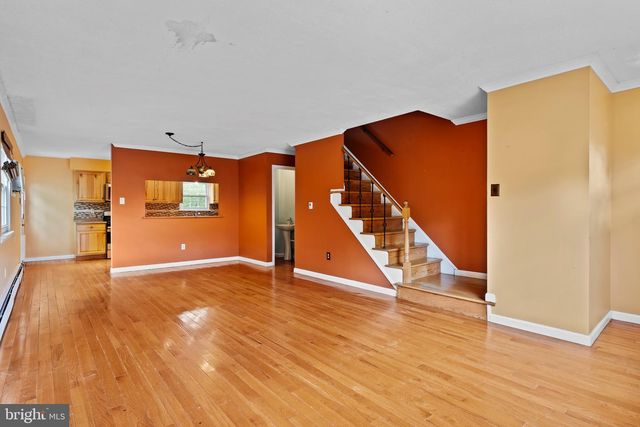 721 ERFORD RD, Camp Hill, PA 17011