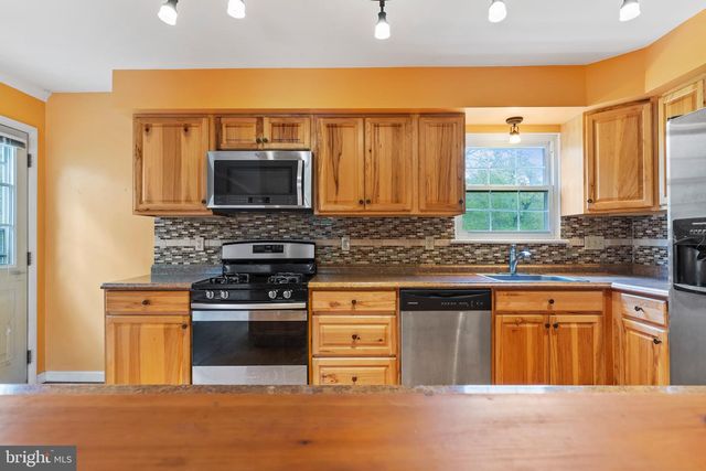 721 ERFORD RD, Camp Hill, PA 17011