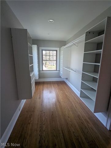 13971 Lake Avenue, Lakewood, OH 44107