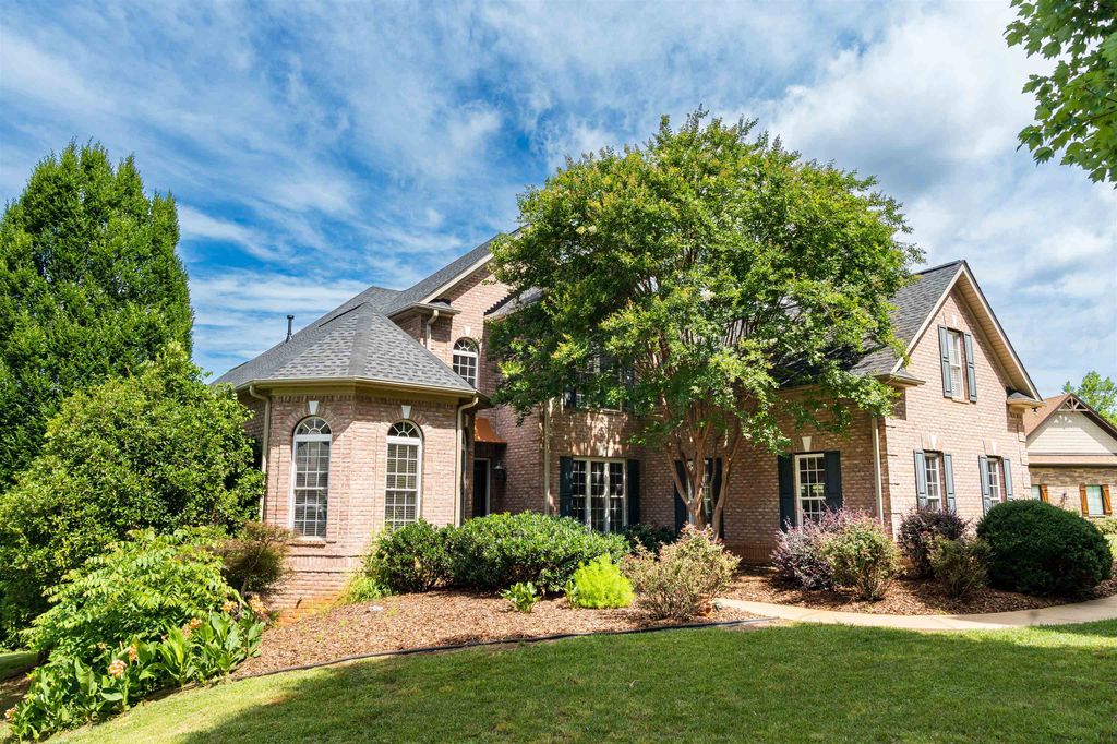 771 E Long Bay Drive, Inman, SC 29349