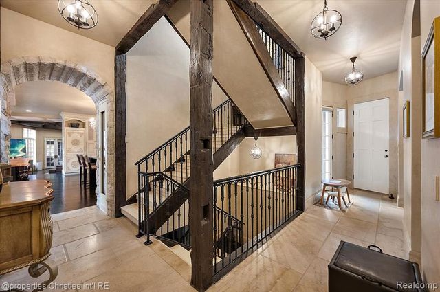 3701 Northwood, West Bloomfield, MI 48324