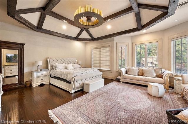 3701 Northwood, West Bloomfield, MI 48324