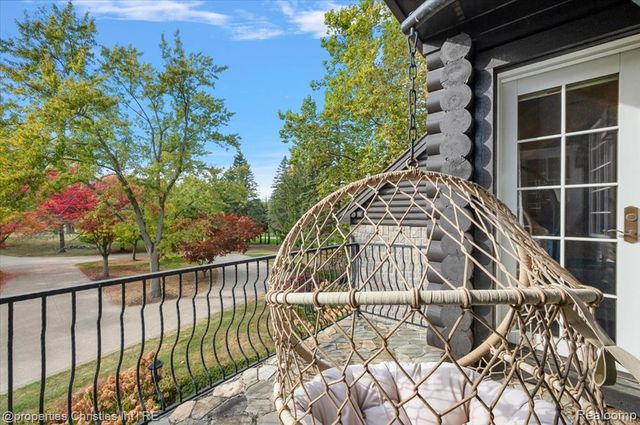 3701 Northwood, West Bloomfield, MI 48324