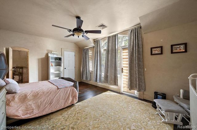 3701 Northwood, West Bloomfield, MI 48324