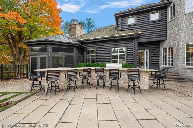 3701 Northwood, West Bloomfield, MI 48324