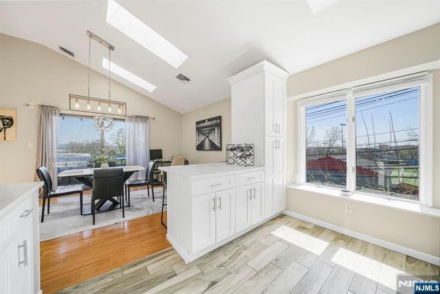 855 Valley Brook Avenue 1B, Lyndhurst, NJ 07071