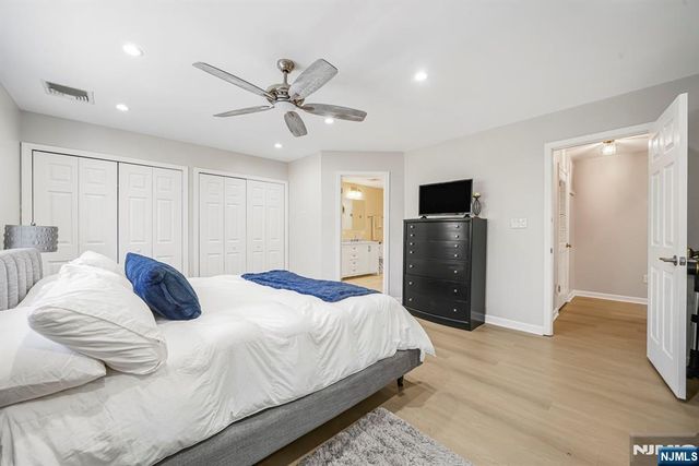 855 Valley Brook Avenue 1B, Lyndhurst, NJ 07071