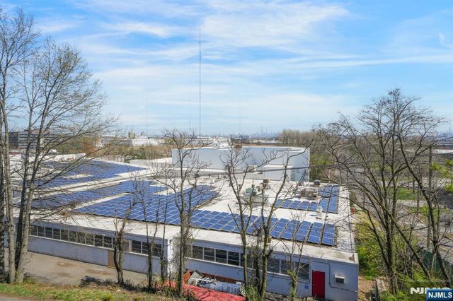 855 Valley Brook Avenue 1B, Lyndhurst, NJ 07071