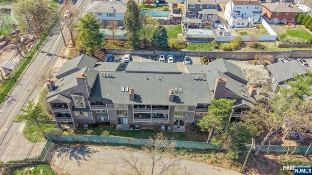 855 Valley Brook Avenue 1B, Lyndhurst, NJ 07071