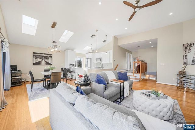 855 Valley Brook Avenue 1B, Lyndhurst, NJ 07071