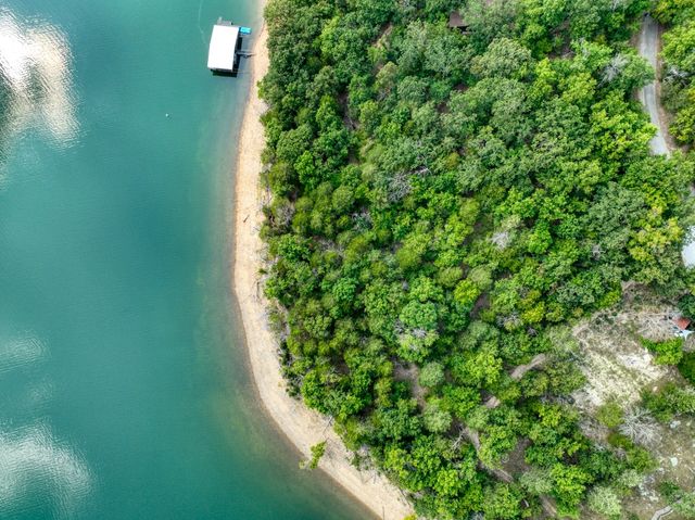 Edgewater Drive, Eureka Springs, AR 72631