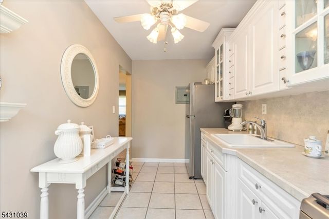 53 Sandra Circle 3, Westfield Town, NJ 07090
