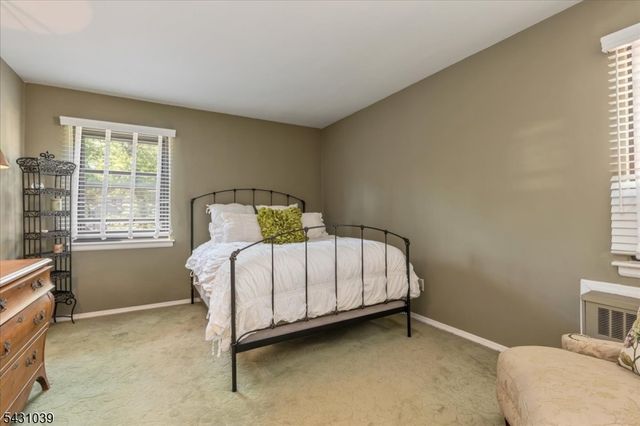 53 Sandra Circle 3, Westfield Town, NJ 07090