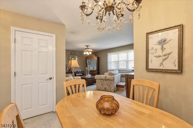 53 Sandra Circle 3, Westfield Town, NJ 07090