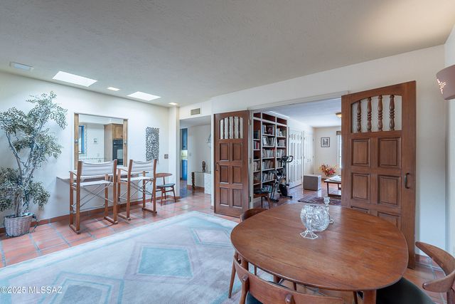 32 Circulo De Prado, Tubac, AZ 85646