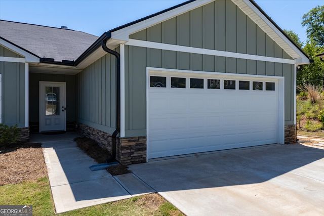 245 Brittany Pointe Lane, Athens, GA 30606