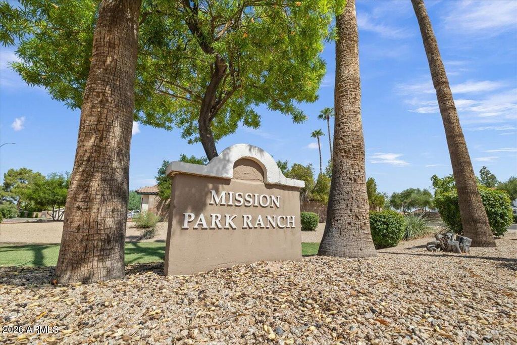 1201 N Woodburne Drive, Chandler, AZ 85224 — photo 2