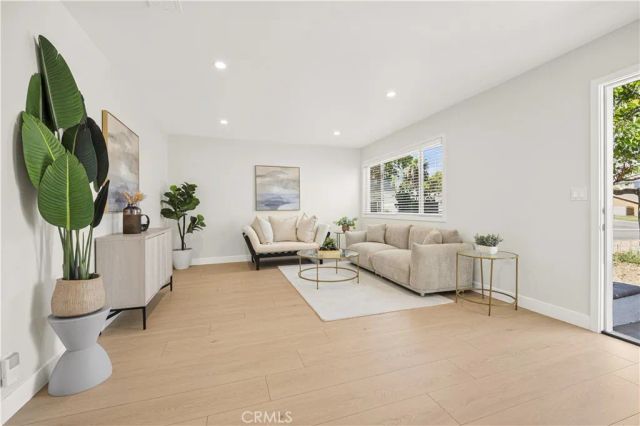 4141 E Addington Avenue, Anaheim, CA 92807