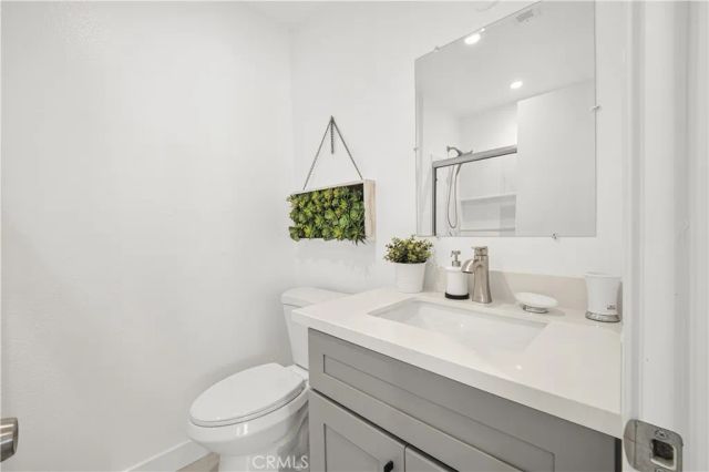 4141 E Addington Avenue, Anaheim, CA 92807