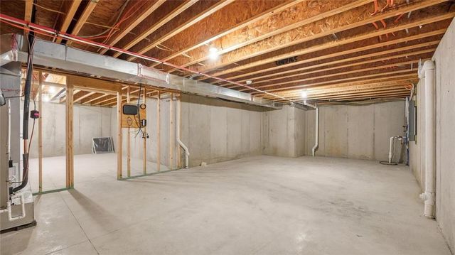 20027 Cornice Street, Spring Hill, KS 66083