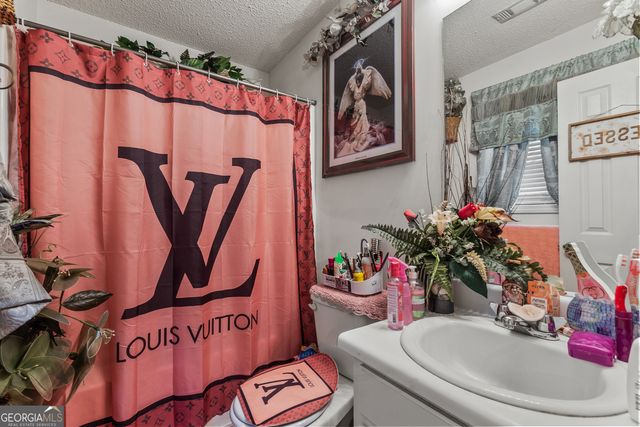 155 River Forest Drive NE, Milledgeville, GA 31061