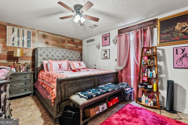 155 River Forest Drive NE, Milledgeville, GA 31061