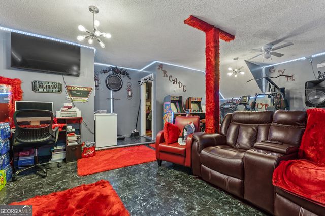 155 River Forest Drive NE, Milledgeville, GA 31061