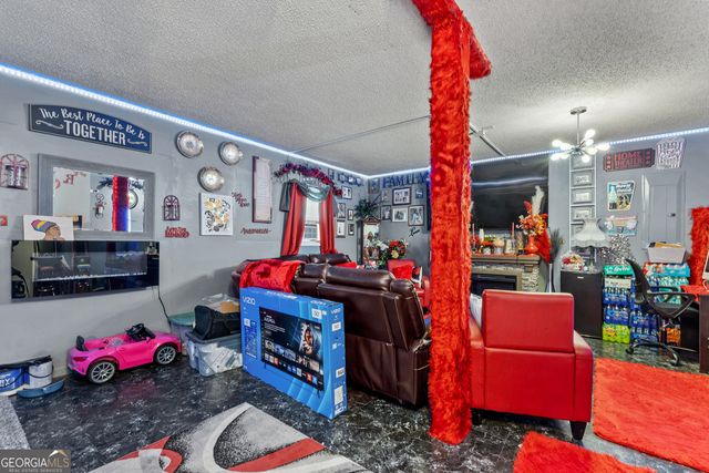 155 River Forest Drive NE, Milledgeville, GA 31061