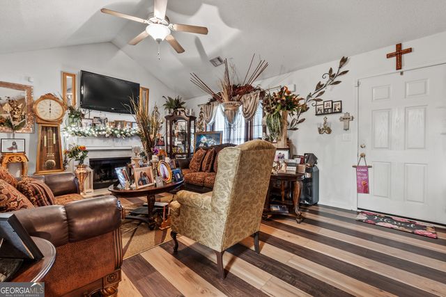 155 River Forest Drive NE, Milledgeville, GA 31061