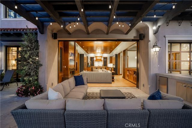 2 Thomas Road, Ladera Ranch, CA 92694