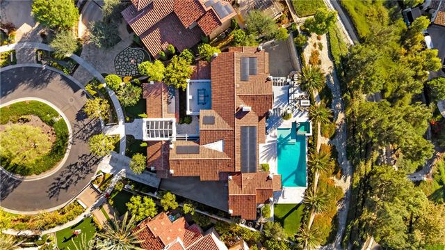 2 Thomas Road, Ladera Ranch, CA 92694