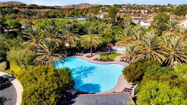 2 Thomas Road, Ladera Ranch, CA 92694