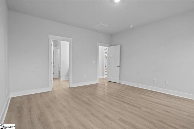 462 Amaryllis Lane, Woodruff, SC 29388