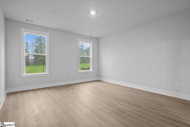 462 Amaryllis Lane, Woodruff, SC 29388