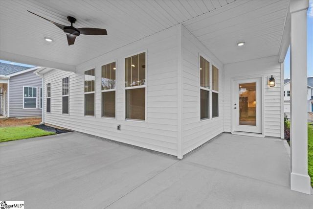 462 Amaryllis Lane, Woodruff, SC 29388