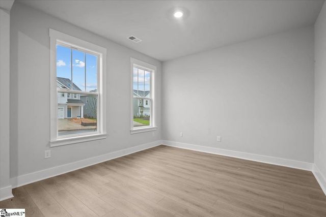 462 Amaryllis Lane, Woodruff, SC 29388