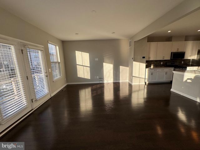 120 TOLOCKA TER NE, Leesburg, VA 20176