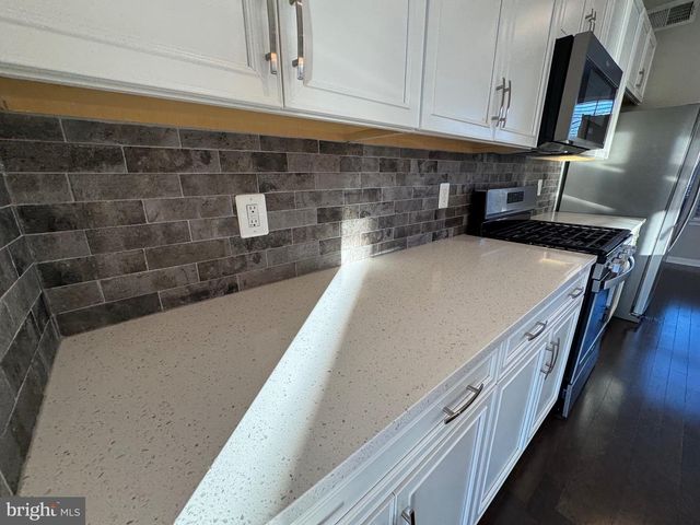 120 TOLOCKA TER NE, Leesburg, VA 20176