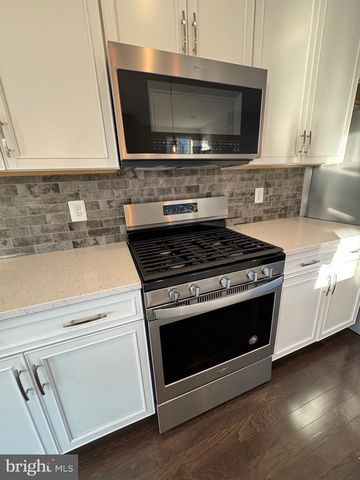 120 TOLOCKA TER NE, Leesburg, VA 20176