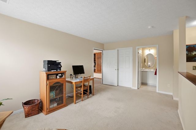 6213 Hampton Green Place, 2C, Dublin, OH 43016