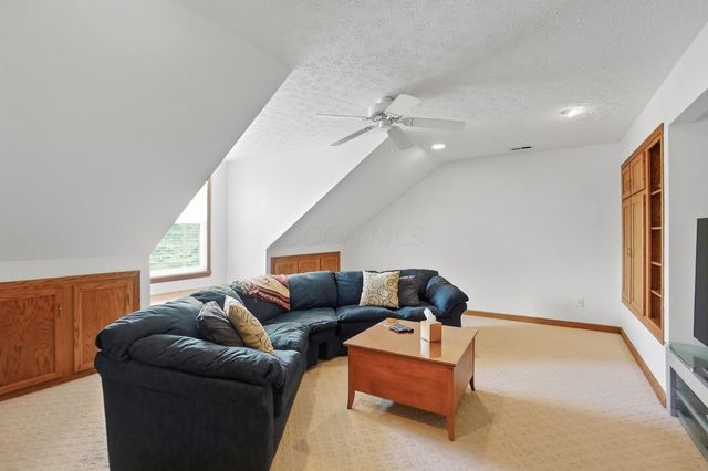 6213 Hampton Green Place, 2C, Dublin, OH 43016