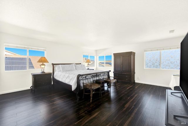 413 Meehan Ct, Suisun City, CA 94585