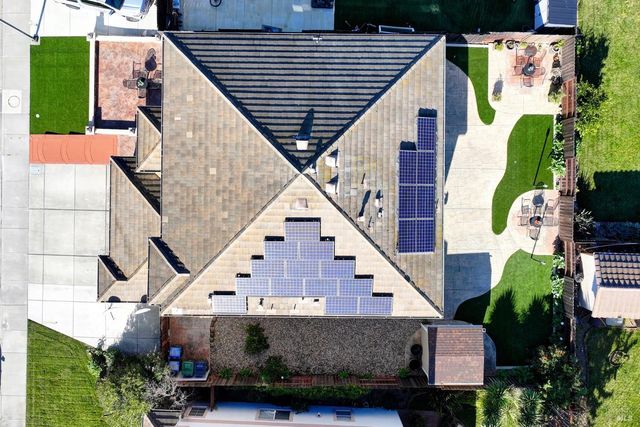 413 Meehan Ct, Suisun City, CA 94585