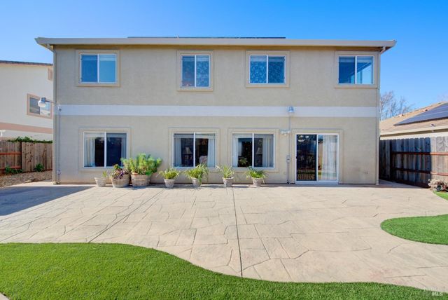 413 Meehan Ct, Suisun City, CA 94585