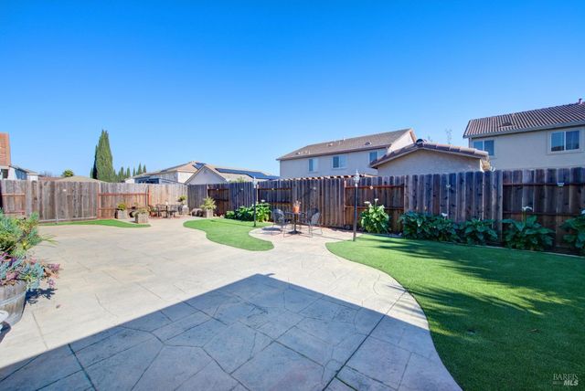 413 Meehan Ct, Suisun City, CA 94585