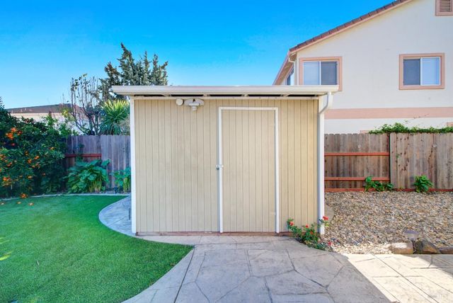 413 Meehan Ct, Suisun City, CA 94585