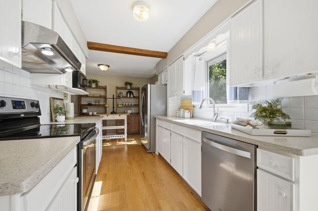 3640 Maryland Avenue N, New Hope, MN 55427