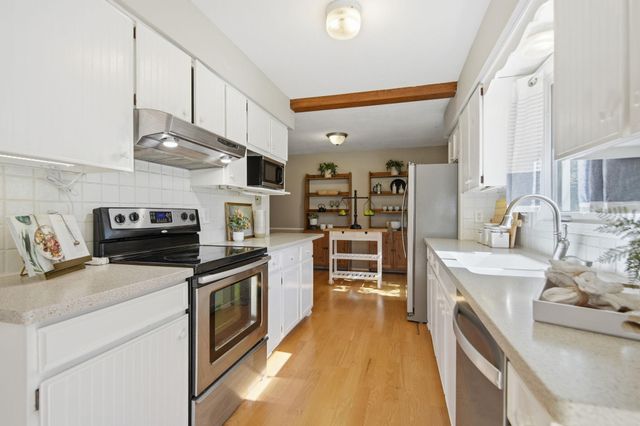 3640 Maryland Avenue N, New Hope, MN 55427